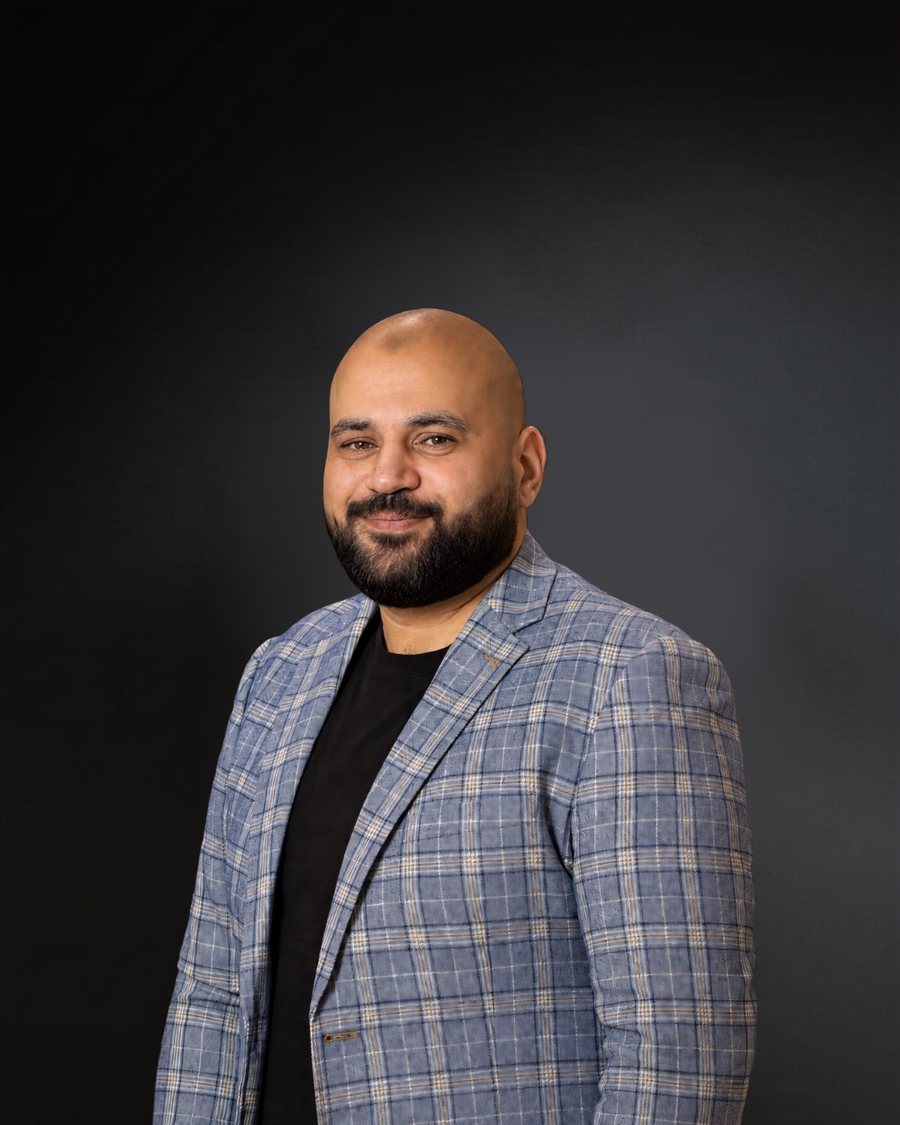 Mohamed Youssef Ali, Property Investment Advisor
