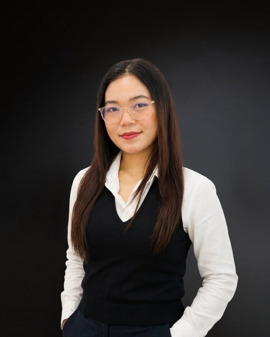 Rhea Dumalagan, Accountant